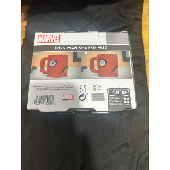 PALADONE MARVEL IRON MAN SHAPED MUG WITH HEAT CHANGE ARC REACTOR - Picture 3 of 3